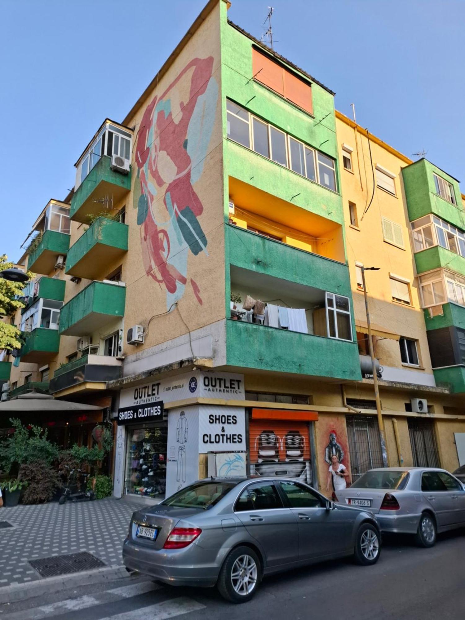 Lift Apartments Tirana Bagian luar foto